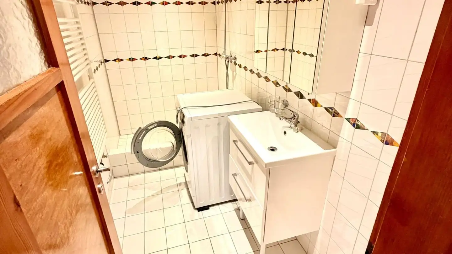 Wohnung mieten - Poststrasse 9, 8462 Rheinau - Foto 3