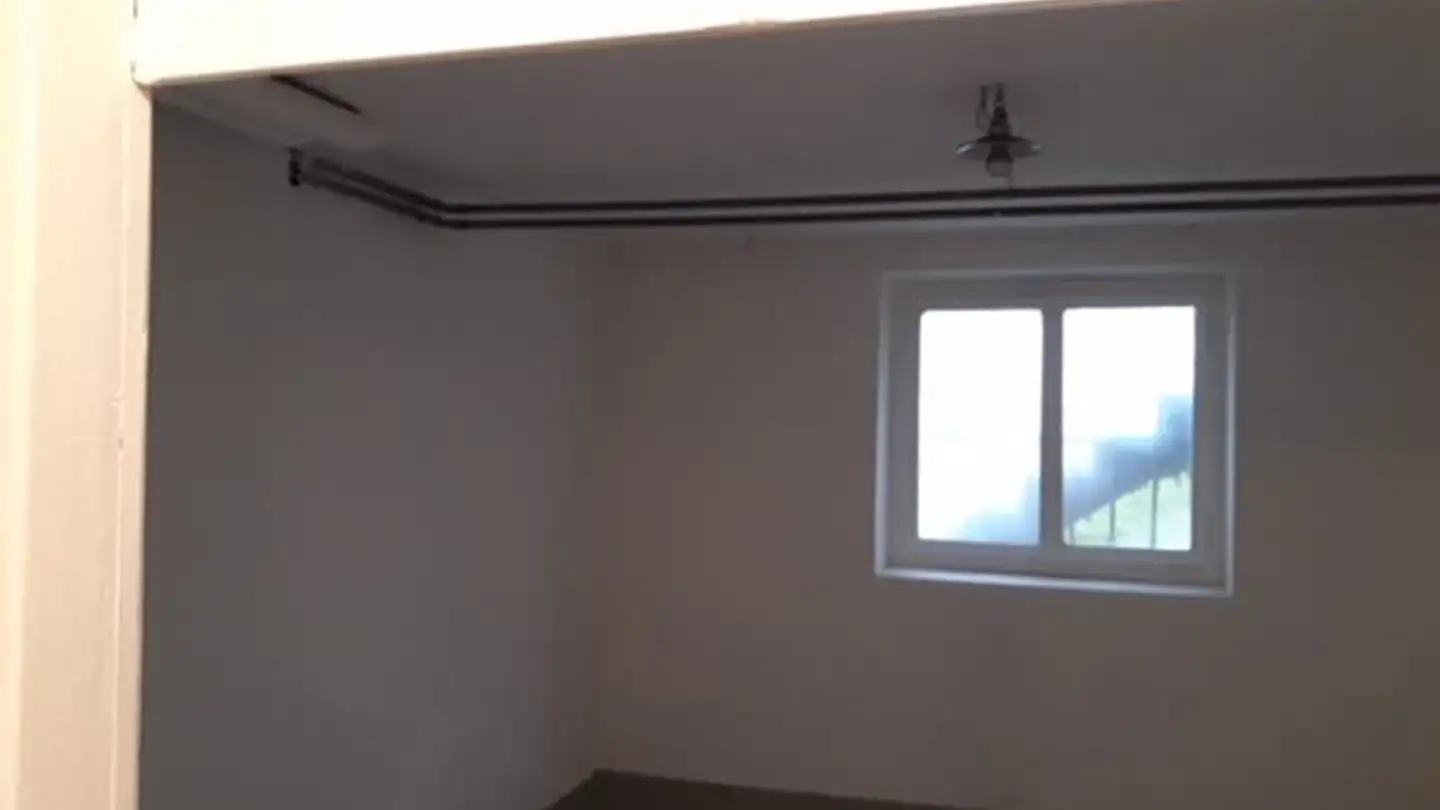 Commercial for rent - Neuweilerstrasse 100, 4054 Basel