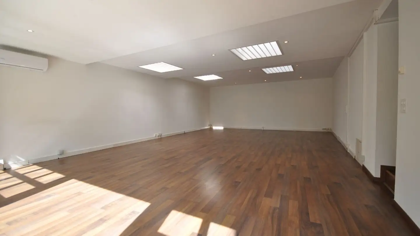 Geschäft mieten - Weinbergstrasse 110a, 8006 Zürich - Foto 3