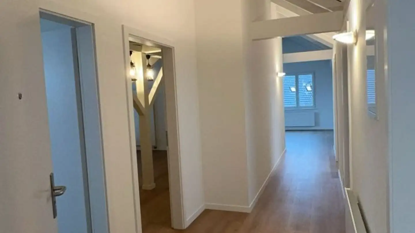 Wohnung mieten - Rütibach 11, 8340 Hinwil - Foto 2