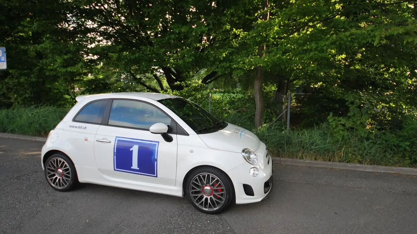 Underground parking space for rent - Köschenrütiweg 3, 8052 Zürich