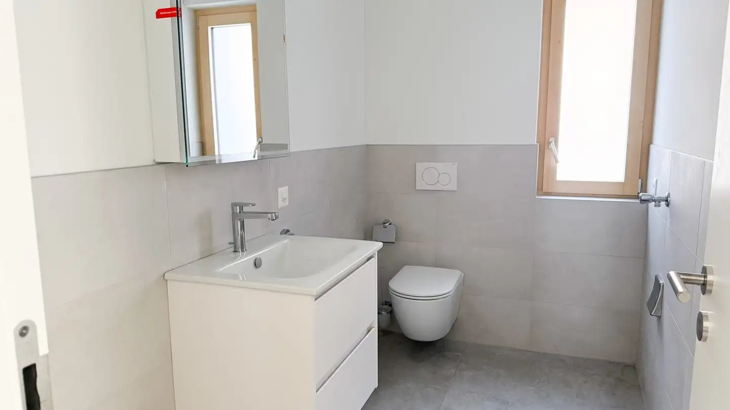 Apartment for rent - Al Temp 8, 6702 Claro - Photo 4