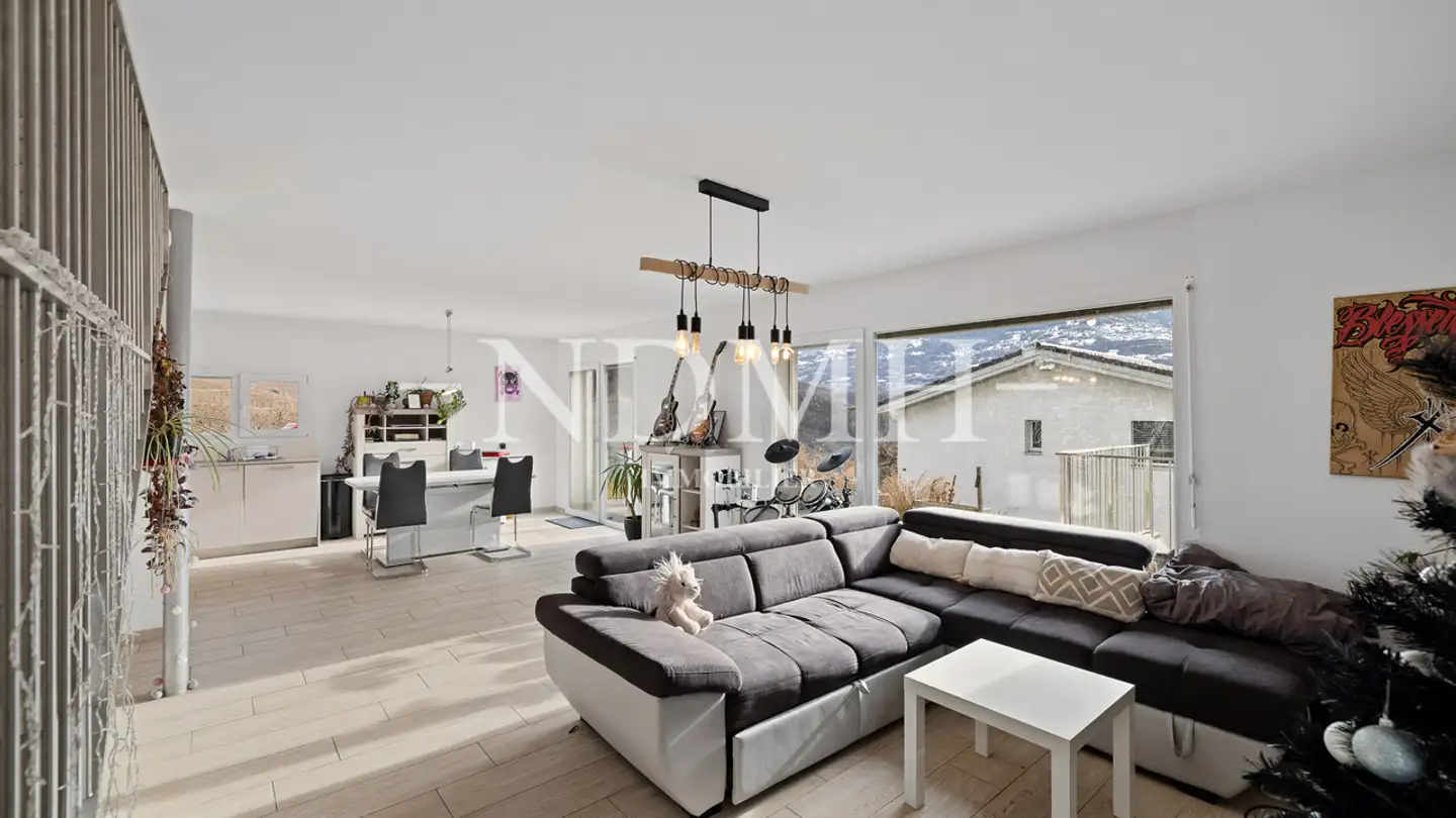 Single house for sale - 1975 St-Séverin