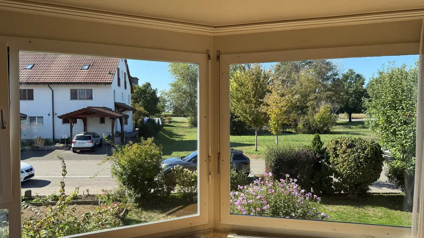 Row house for sale - 4106 Therwil