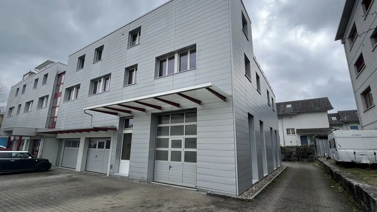 Lagerraum mieten - Bachstrasse 1b, 8633 Wolfhausen