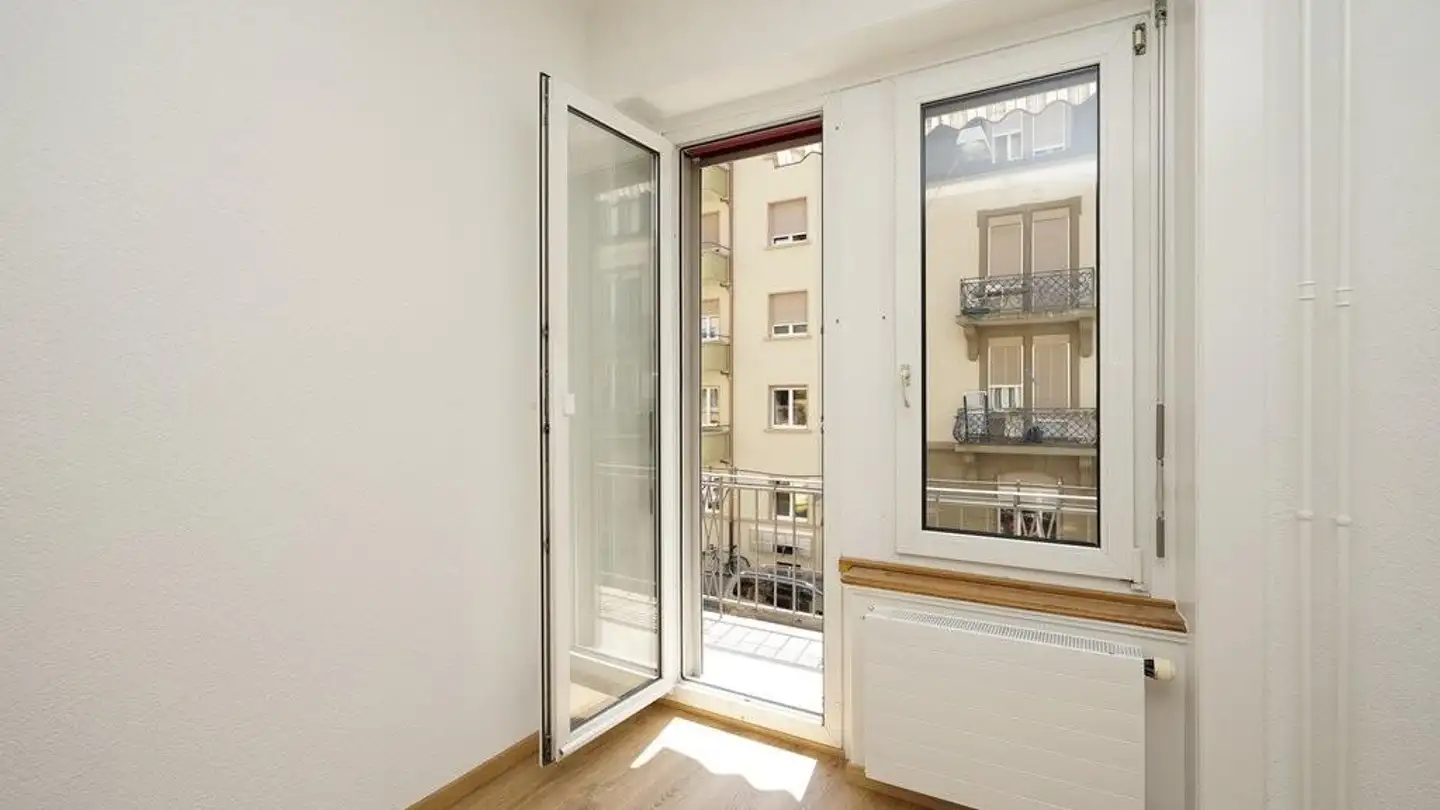Wohnung mieten - Rue Theodor-Kocher / Theodor-Kocher-Strasse 3, 2502 Biel/Bienne - Foto 2