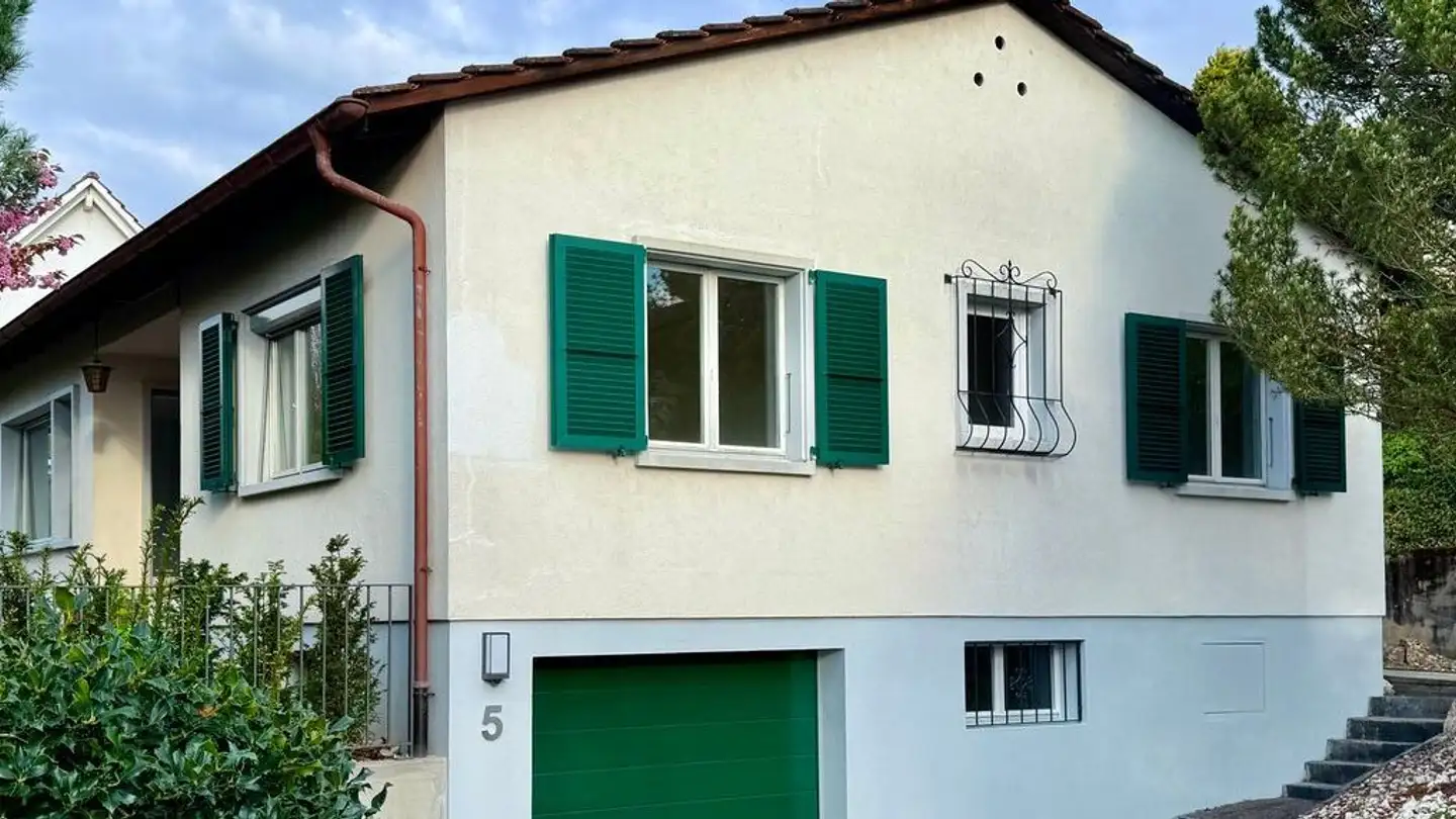 Single house for rent - Wiesenrain 5, 4104 Oberwil BL