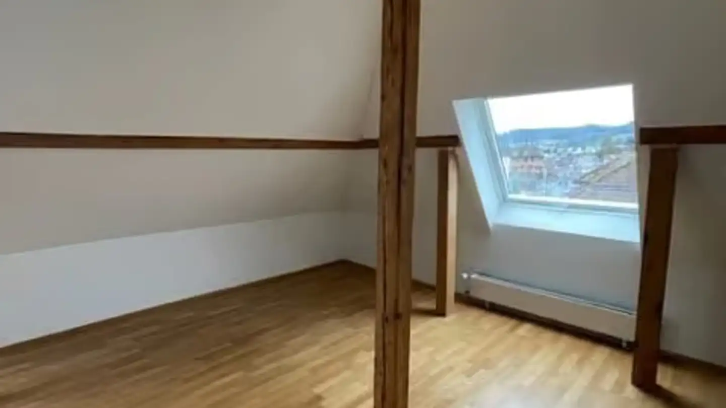 Dachgeschosswohnung mieten - Bahnhofplatz 16, 8953 Dietikon