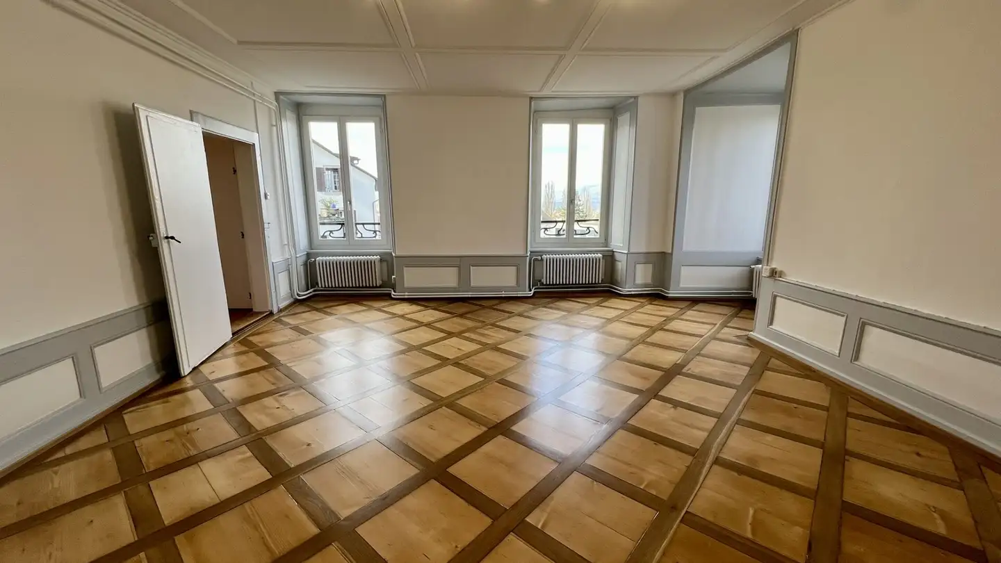 Appartement à louer - Place De Moudon, 1470 Estavayer-le-Lac - Photo 2