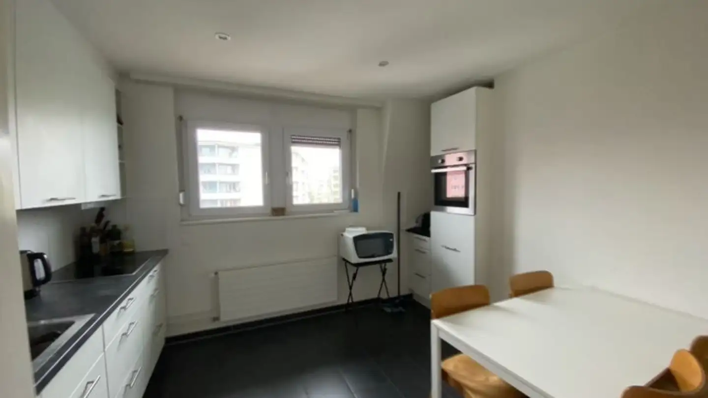 Chambre à louer - Badenerstrasse 753, 8048 Zürich