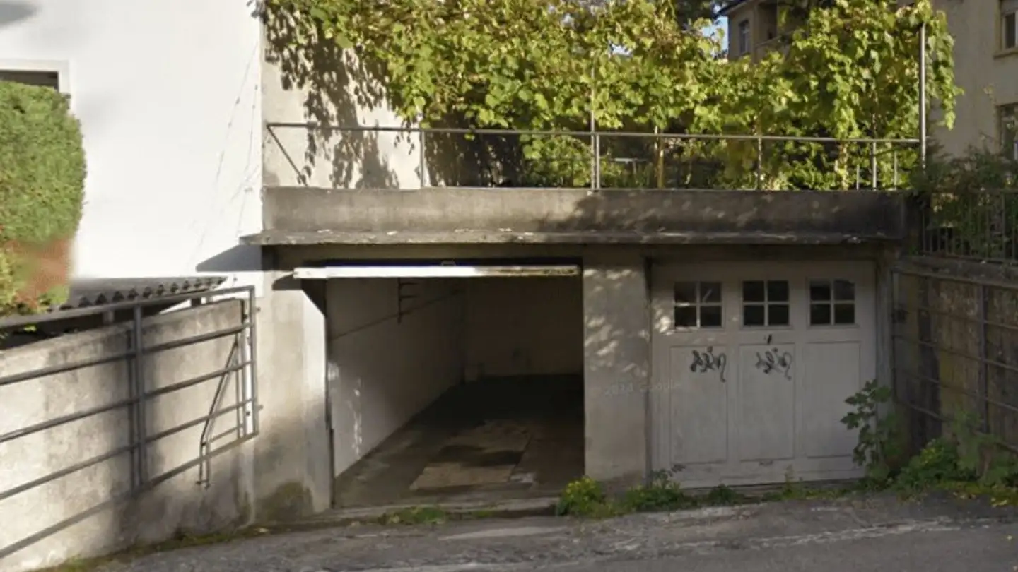 Garage individuel à louer - Neuweilerstrasse 100, 4054 Basel
