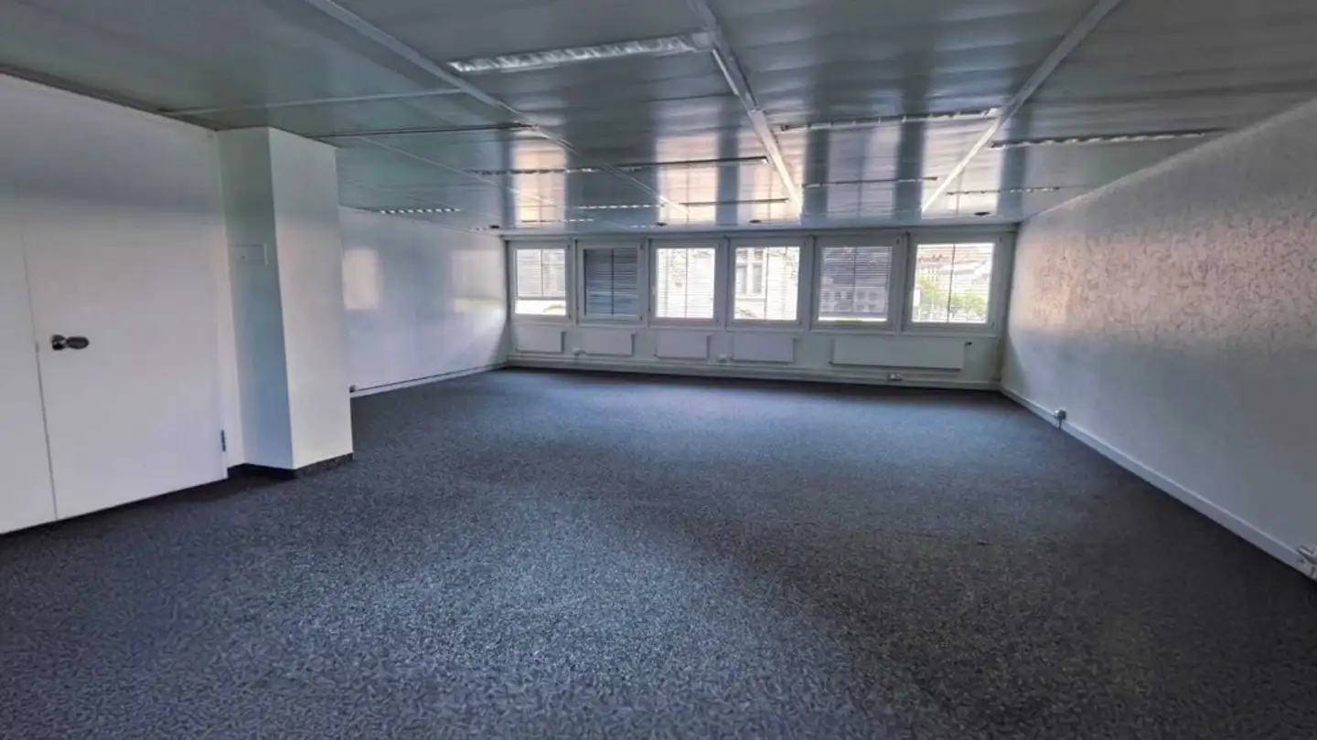 Grande magazzino in affitto - Rue Saint-Pierre / Sankt-Peter-Gasse 18, 1700 Fribourg - Foto 3