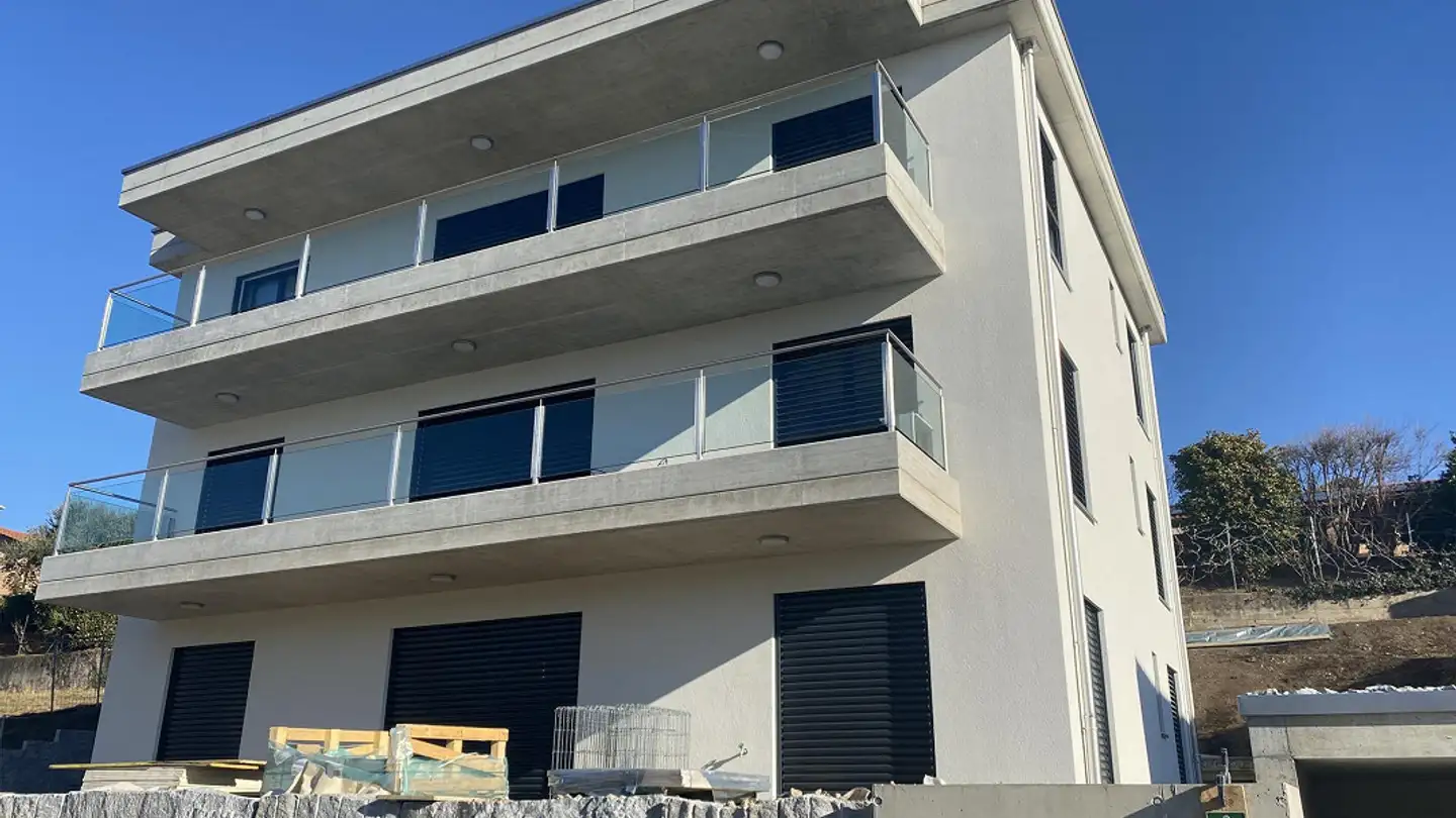 Villa for sale - 6949 Comano