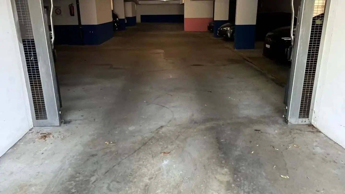 Tiefgaragenstellplatz mieten - Allée Du Capellan, 1028 Préverenges - Foto 2