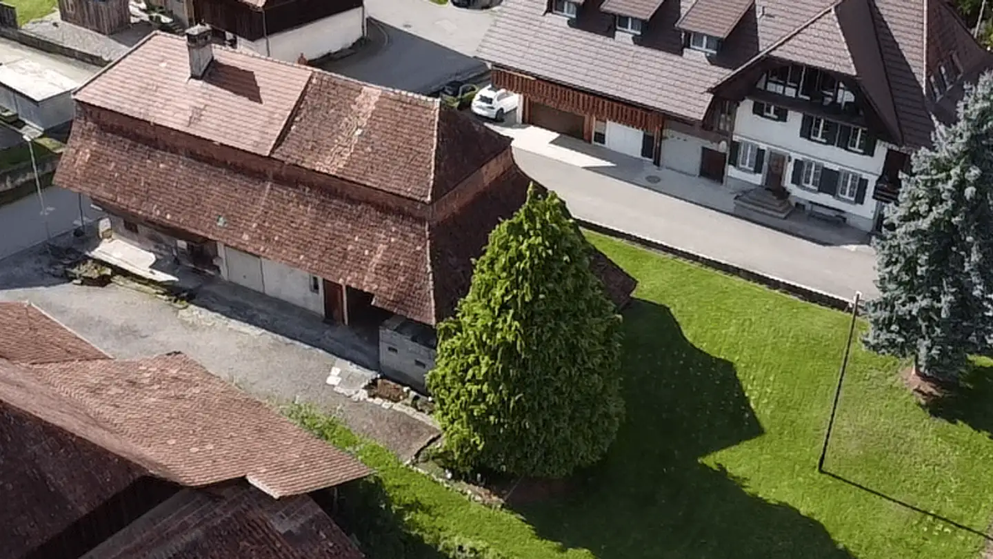 Farm for sale - 3237 Brüttelen