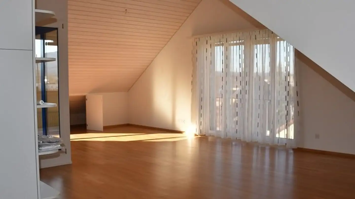 Dachgeschosswohnung mieten - Apfelseestrasse 41, 4143 Dornach - Foto 2