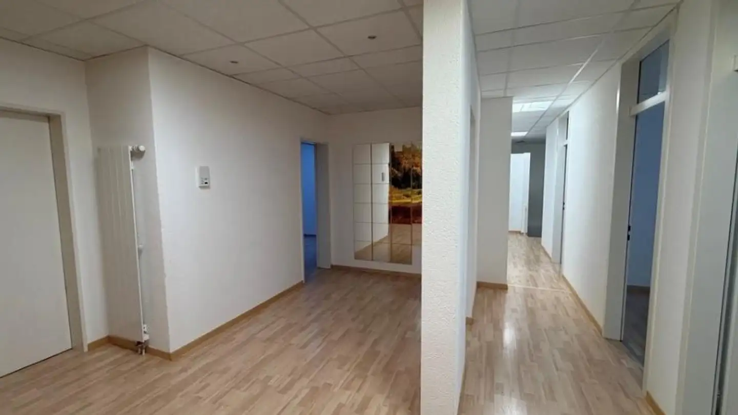 Commercial à louer - Bahnhofstrasse 10, 8880 Walenstadt - Photo 3