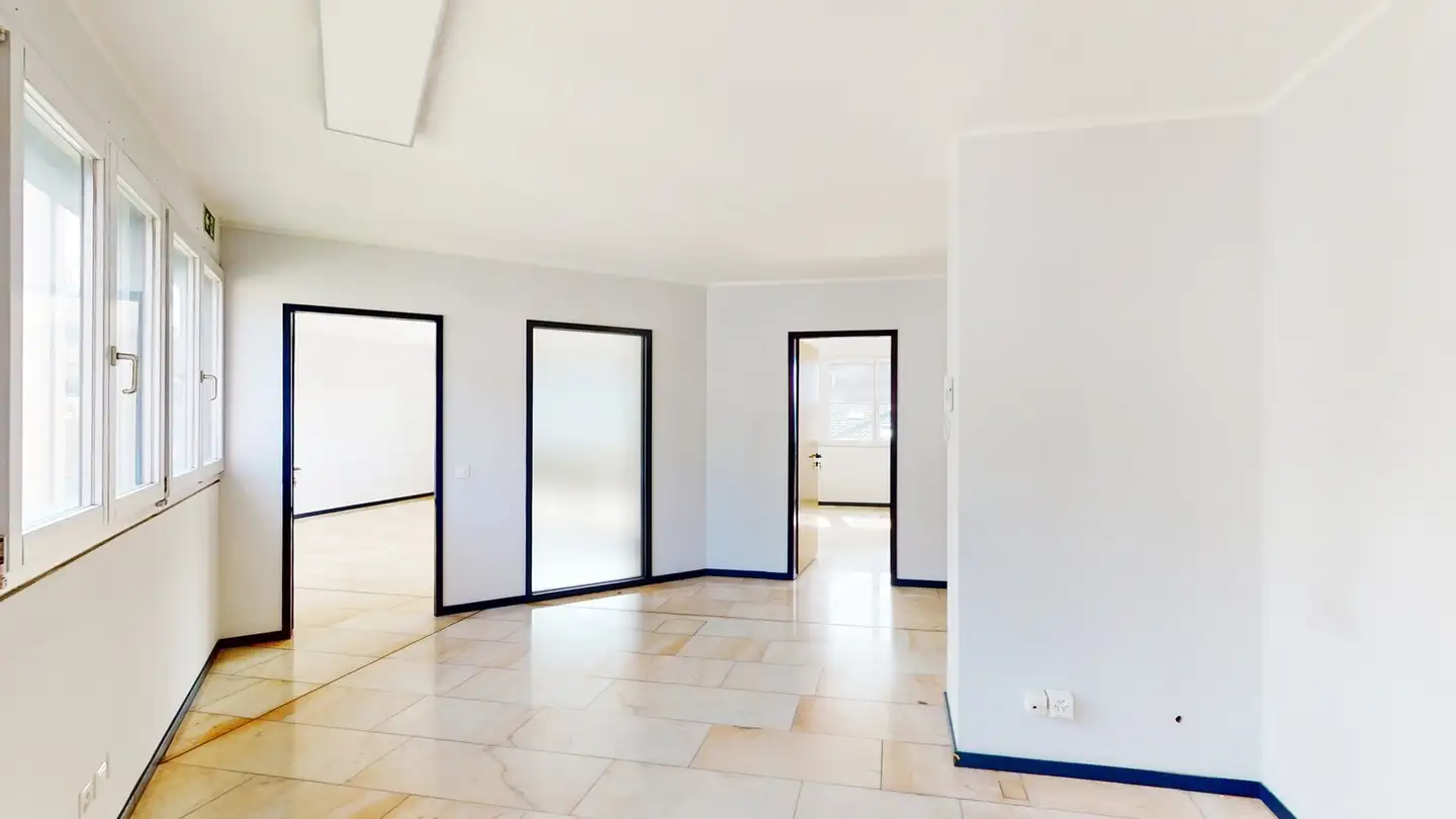 Commercial à louer - Via Stefano Franscini 10, 6850 Mendrisio - Photo 2