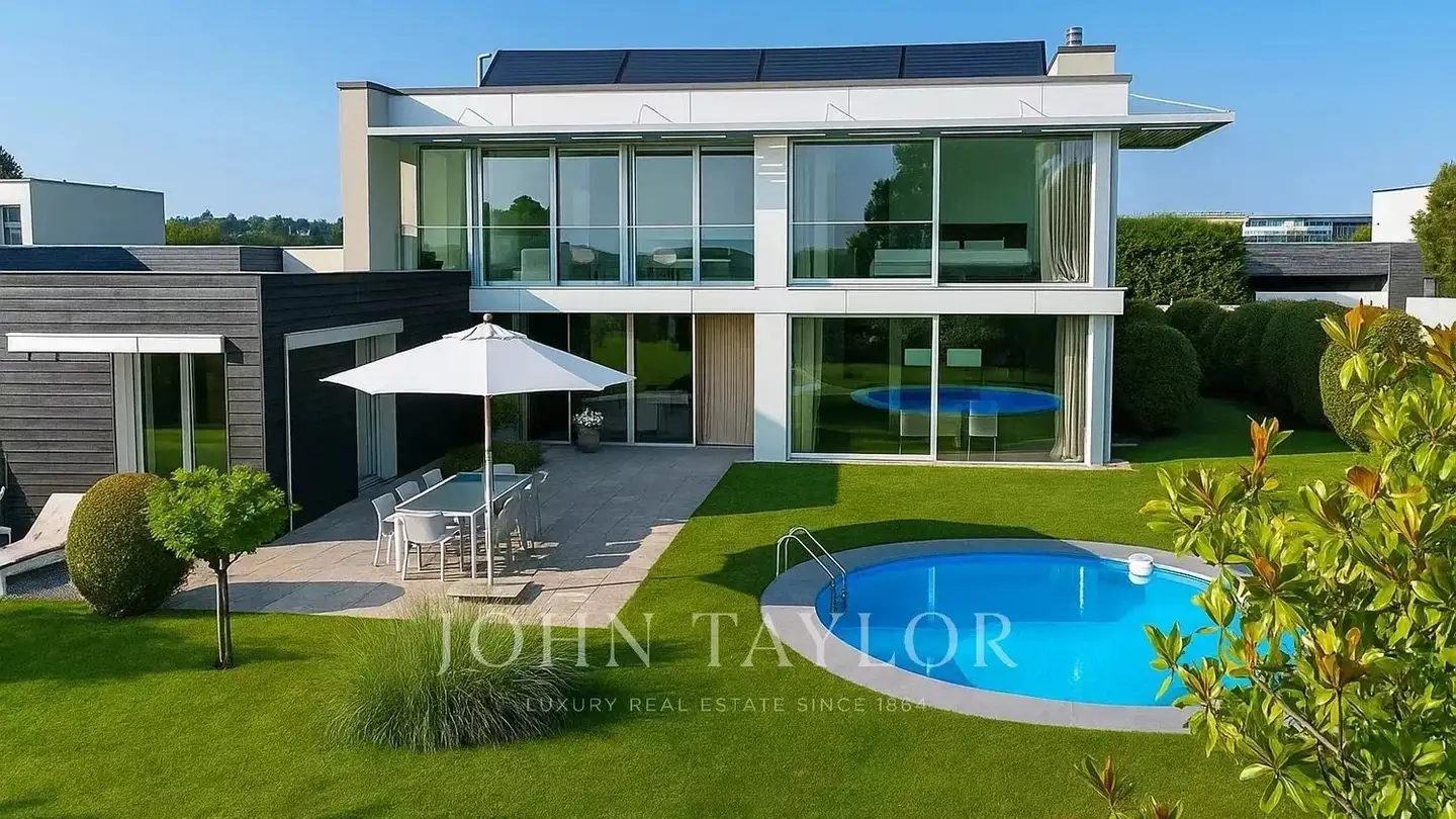 Villa for sale - 1164 Buchillon