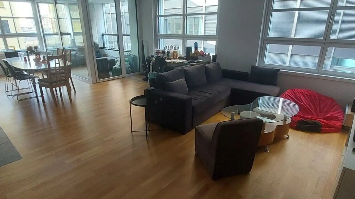 Wohnung mieten - Rue Des Entrepôts, 1020 Renens VD