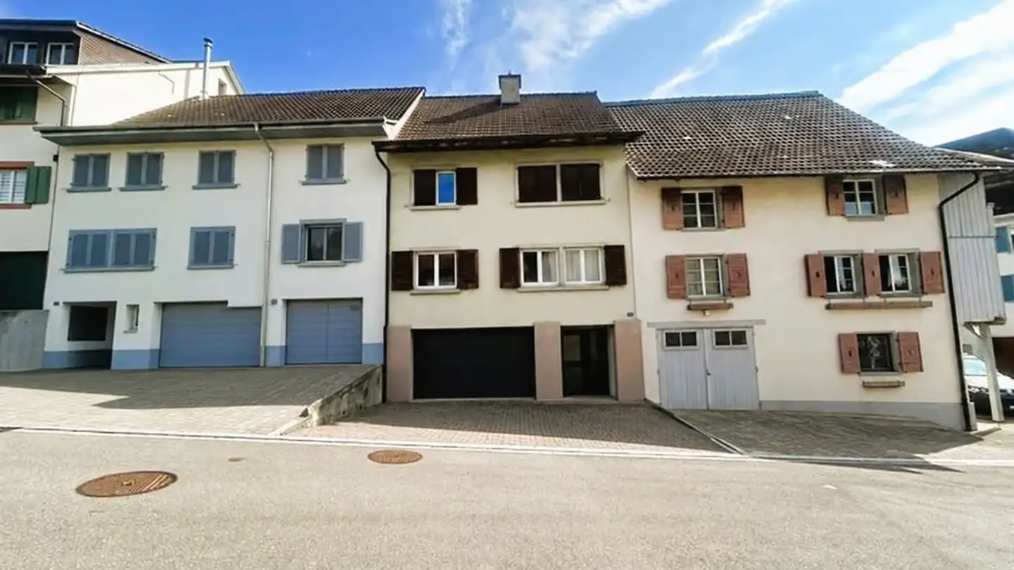 Row house for sale - Zinggenstrasse 2, 8217 Wilchingen