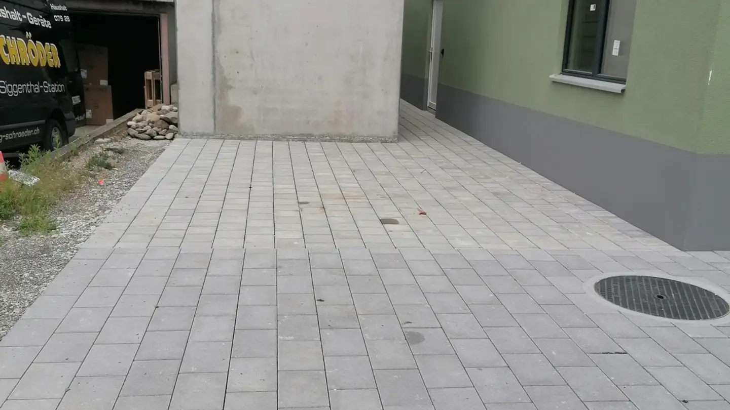 Parcheggio esterno in affitto - Landstrasse 152, 5301 Siggenthal Station