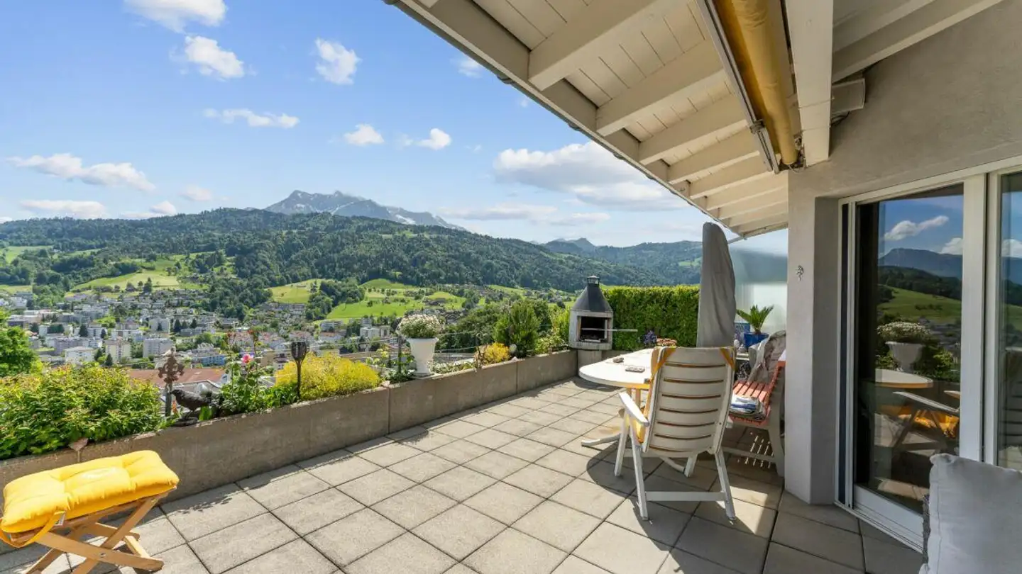 Appartement en terrasse à vendre - Ehrendingenstrasse 4b, 6010 Kriens