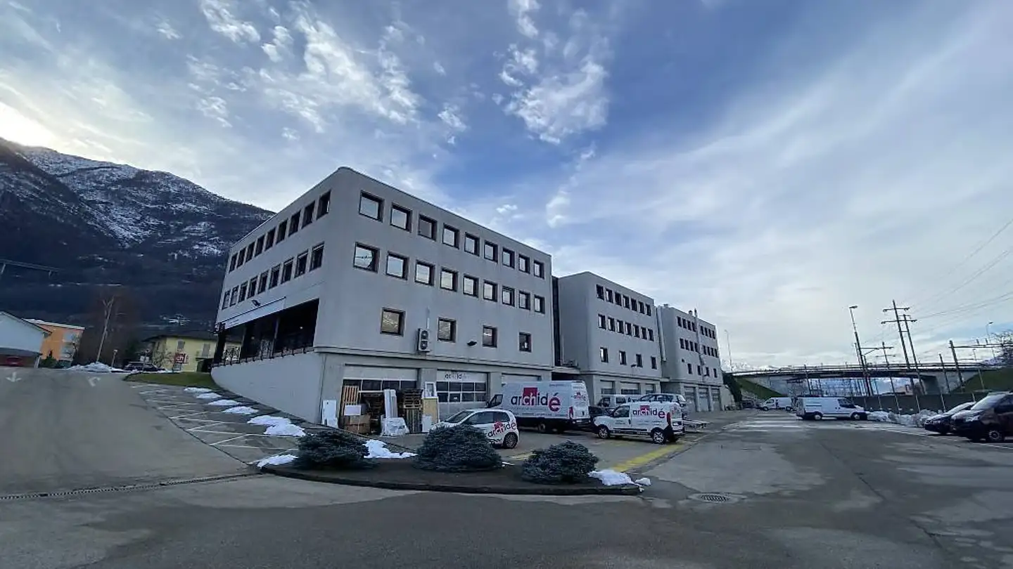 Gewerbe mieten - Via San Gottardo 46, 6593 Cadenazzo - Foto 2