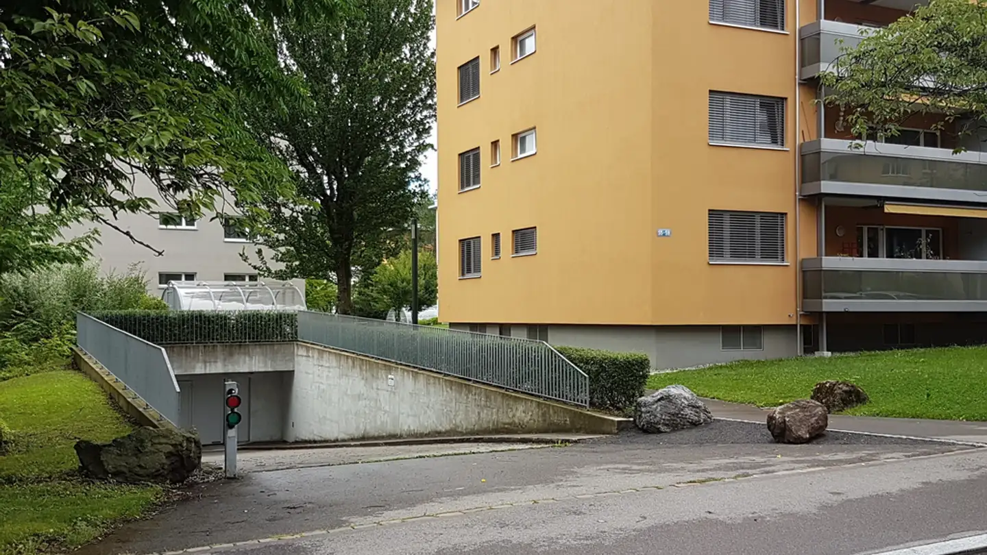 Place de parking souterraine à louer - Buchholzstrasse, 8053 Zürich