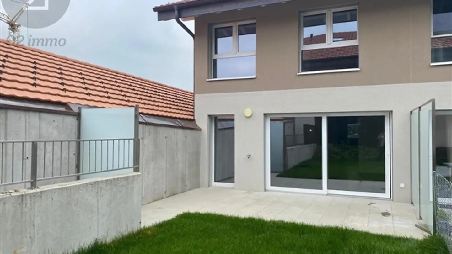 Row house for rent - Impasse Du Broillet 4, 1680 Berlens - Photo 2