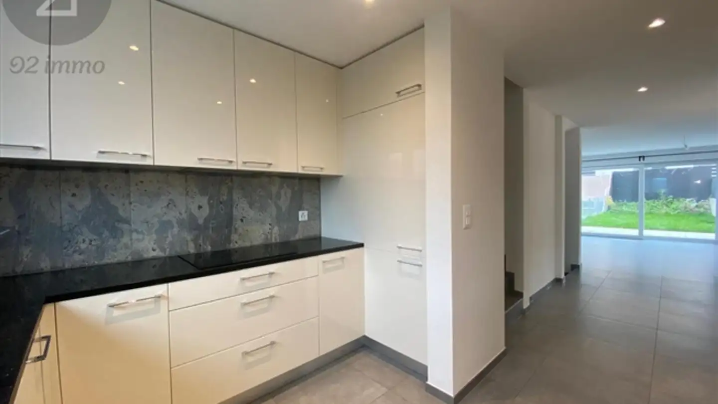 Row house for rent - Impasse Du Broillet 4, 1680 Berlens - Photo 4