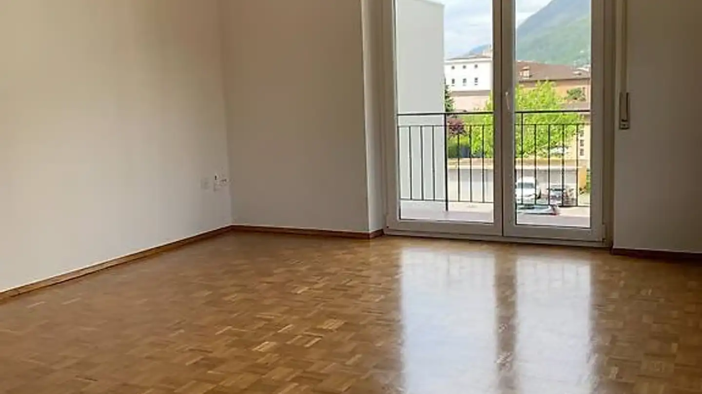 Wohnung mieten - Viale A. Sartori 10, 6512 Giubiasco - Foto 2