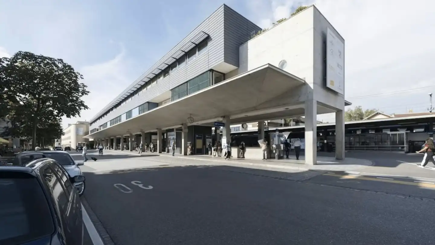 Bürofläche mieten - Bankstrasse 4, 8610 Uster