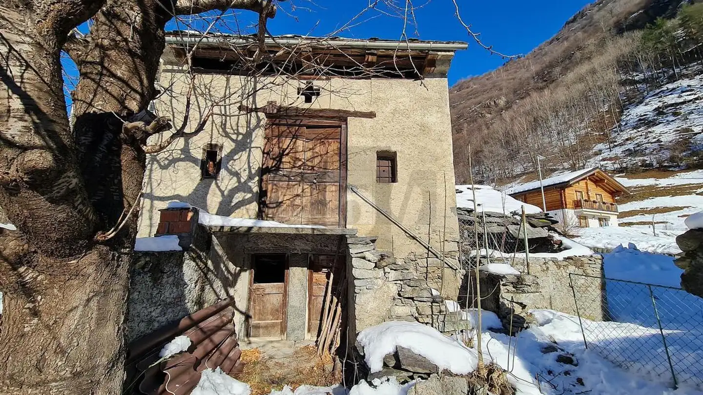 Höhlenhaus kaufen - 6719 Aquila - Foto 4