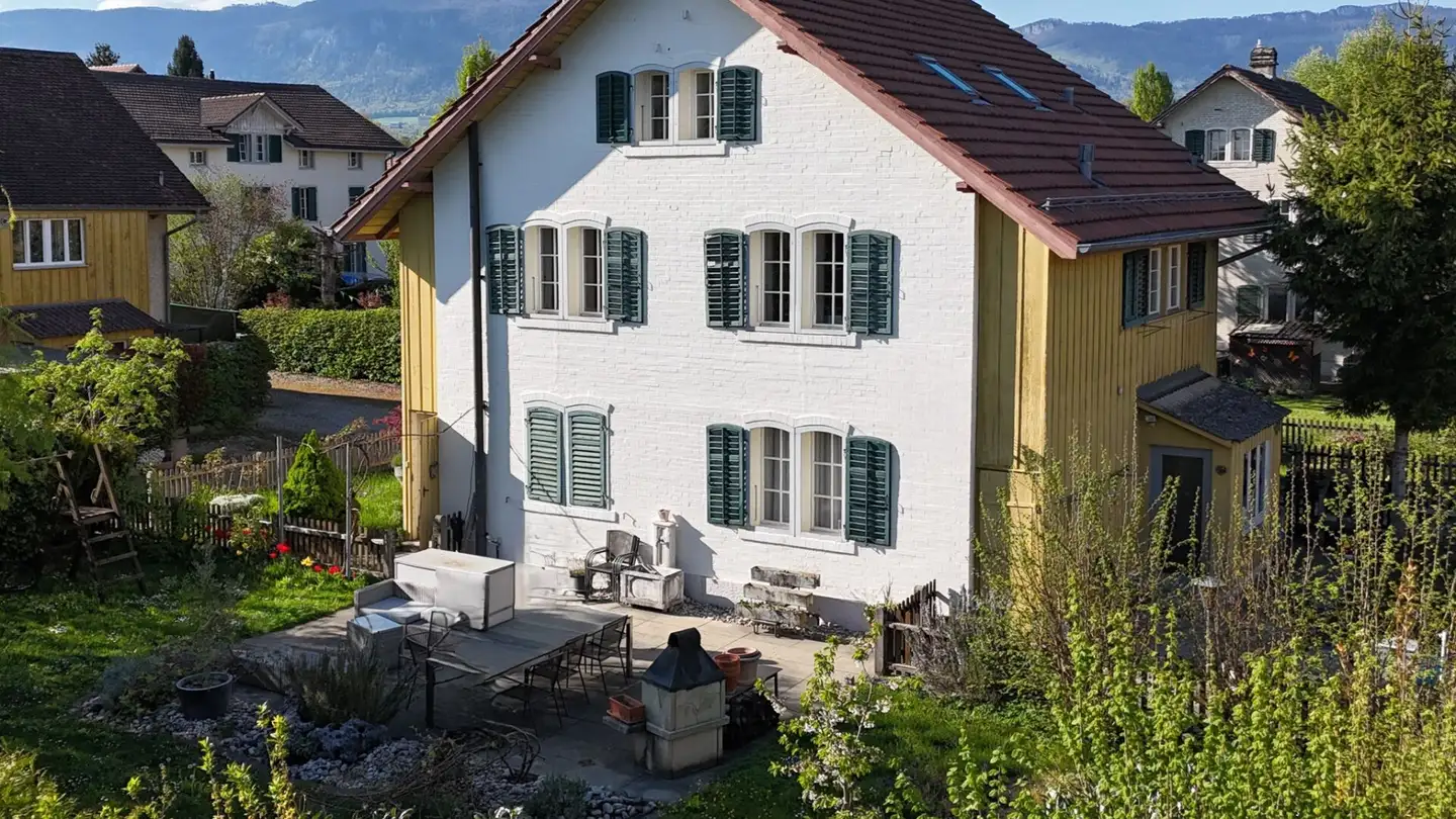 Residential building for sale - 4552 Derendingen