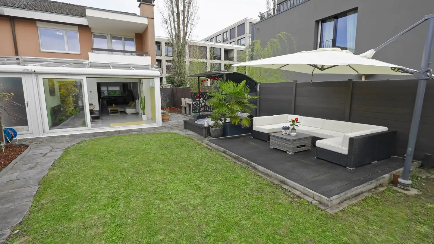 Single house for sale - Pestalozzistrasse, 4132 Muttenz