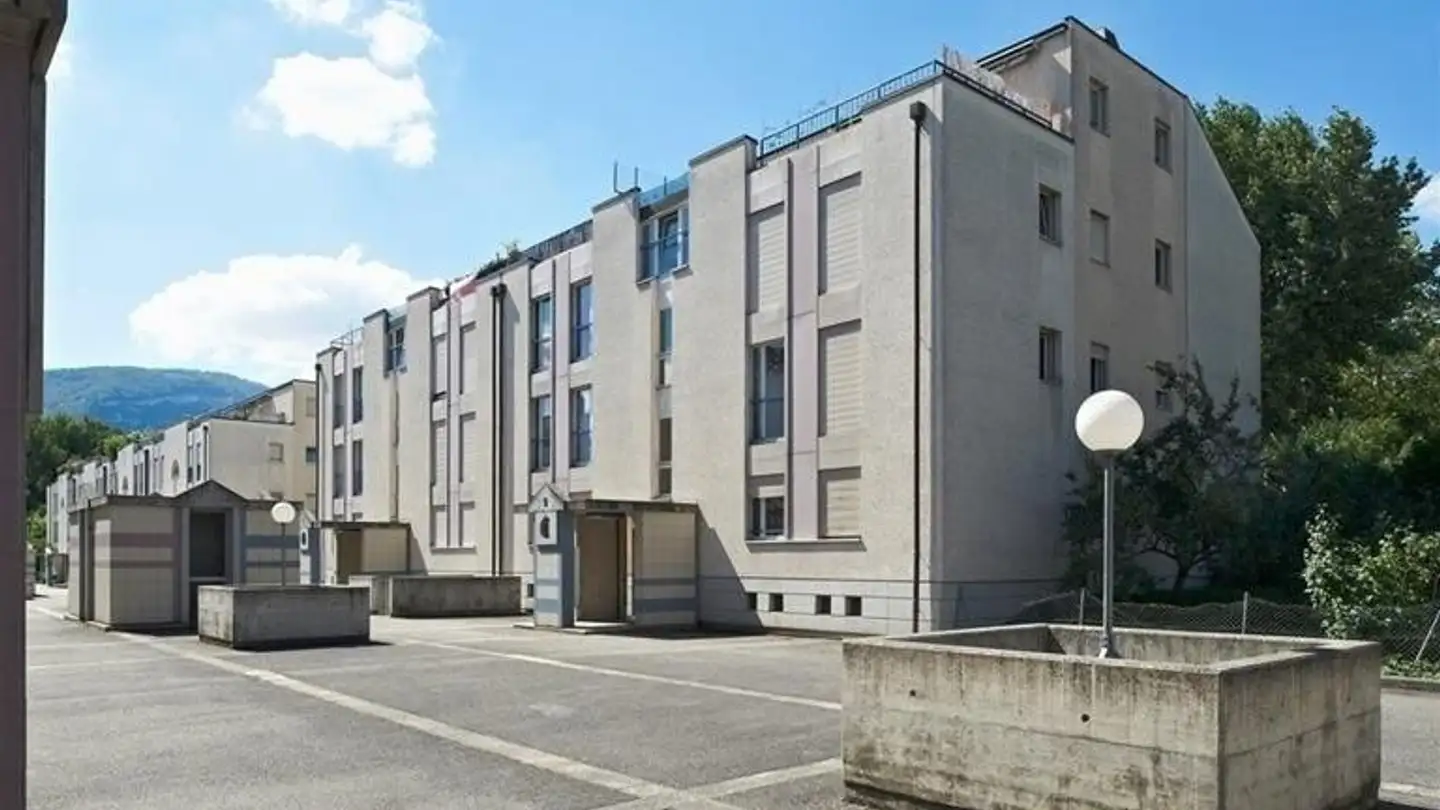 Garage individuel à louer - Chemin Édouard-Olivet 11, 1226 Thônex - Photo 2