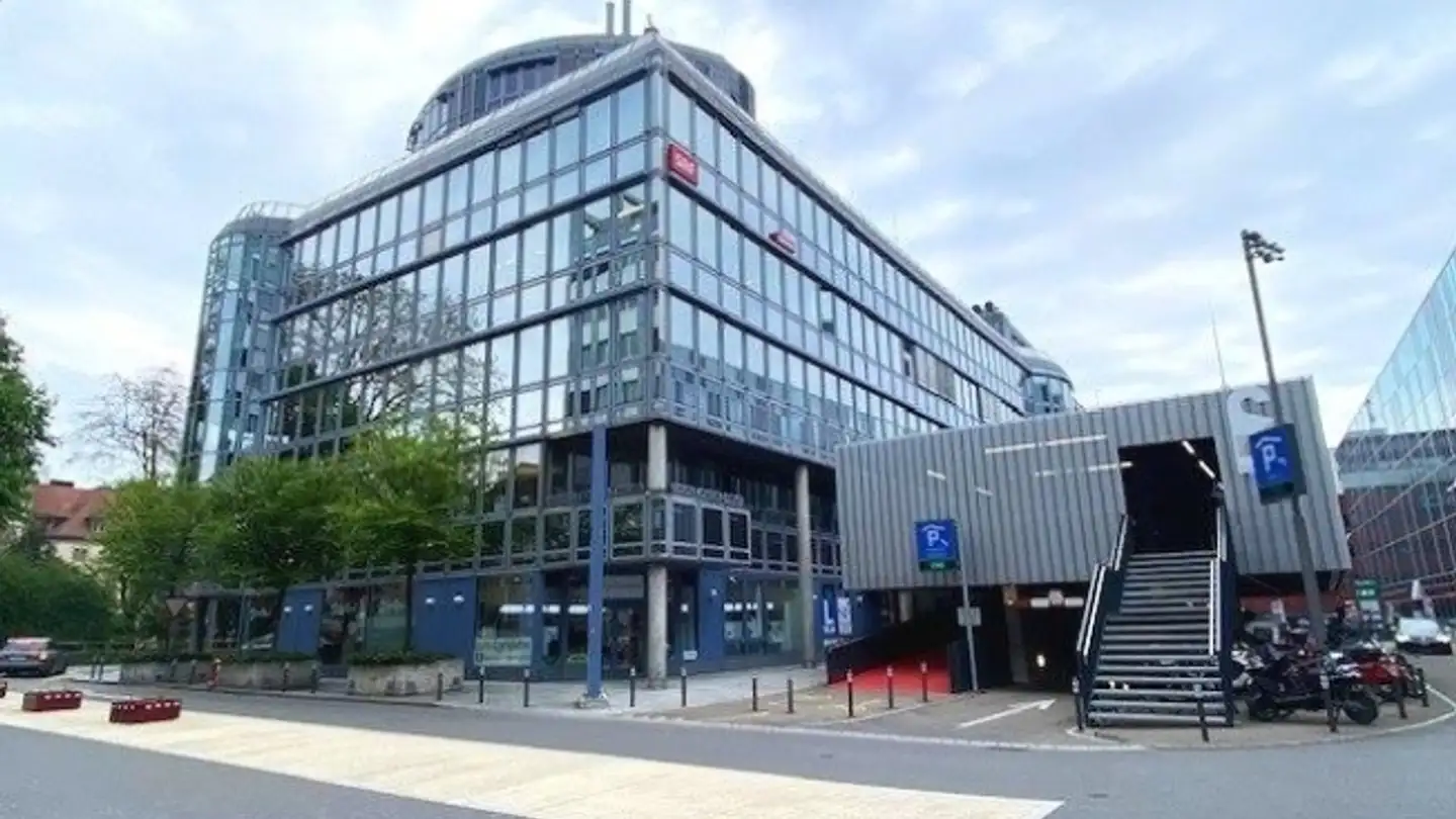 Commercial à louer - Bahnhofstrasse, 5000 Aarau