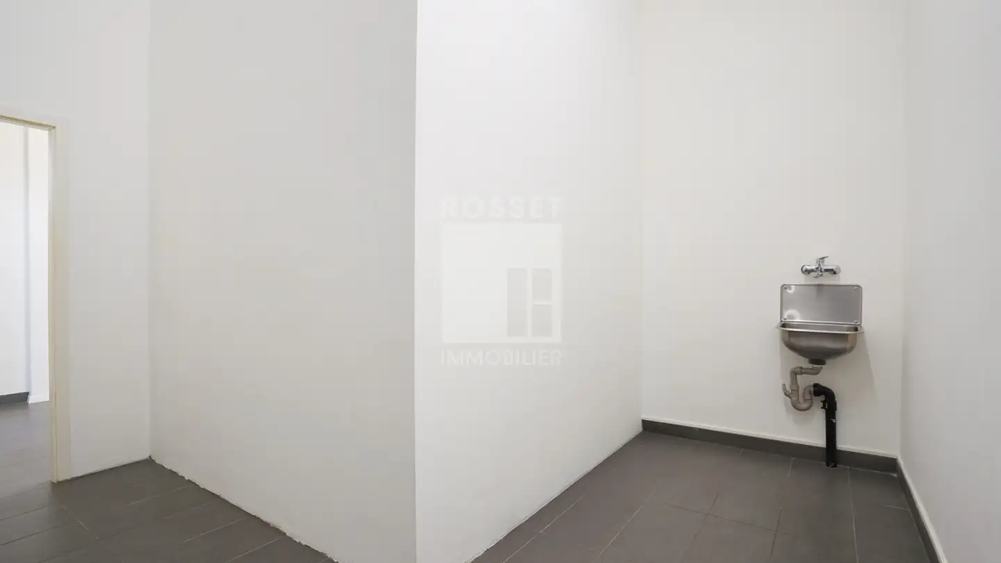 Arcade à louer - Boulevard James- Fazy 11, 1201 Genève - Photo 4