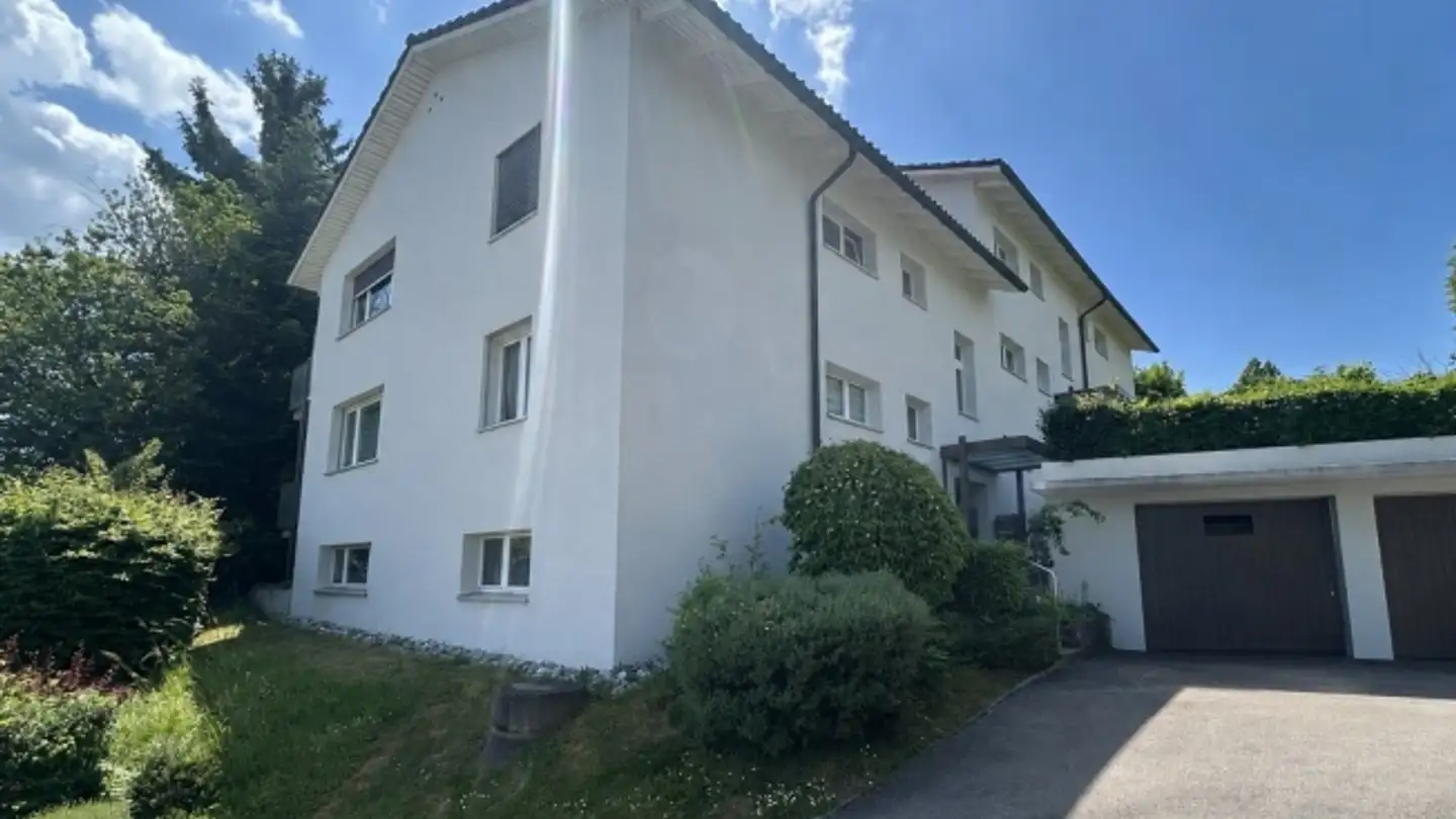 Appartement à louer - Forchstrasse 115, 8127 Forch