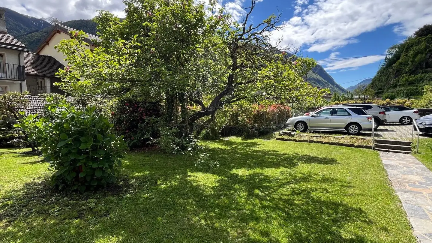 Apartment for rent - 6535 Roveredo GR - Photo 2