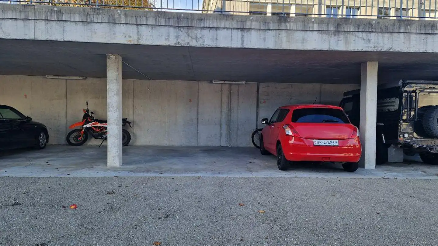 Outdoor parking space for rent - 9053 Teufen AR