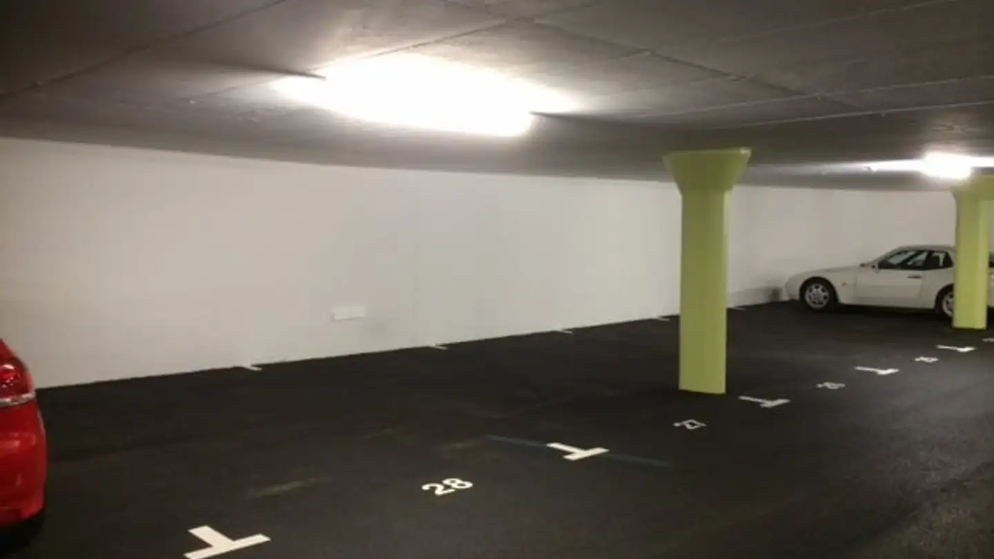 Underground parking space for rent - Durachweg, 8200 Schaffhausen - Photo 2