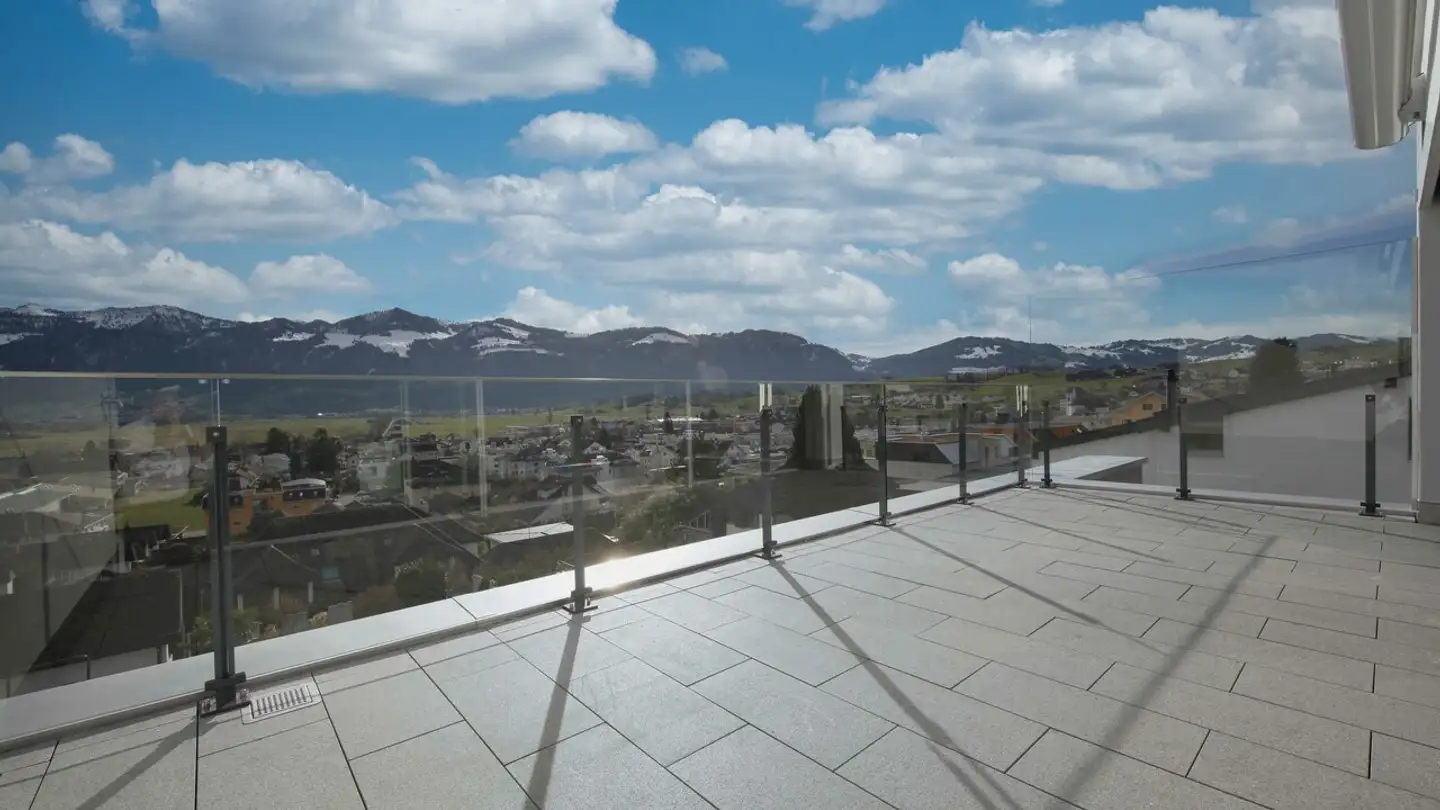 Attic flat for rent - Römerstrasse, 8856 Tuggen - Photo 3