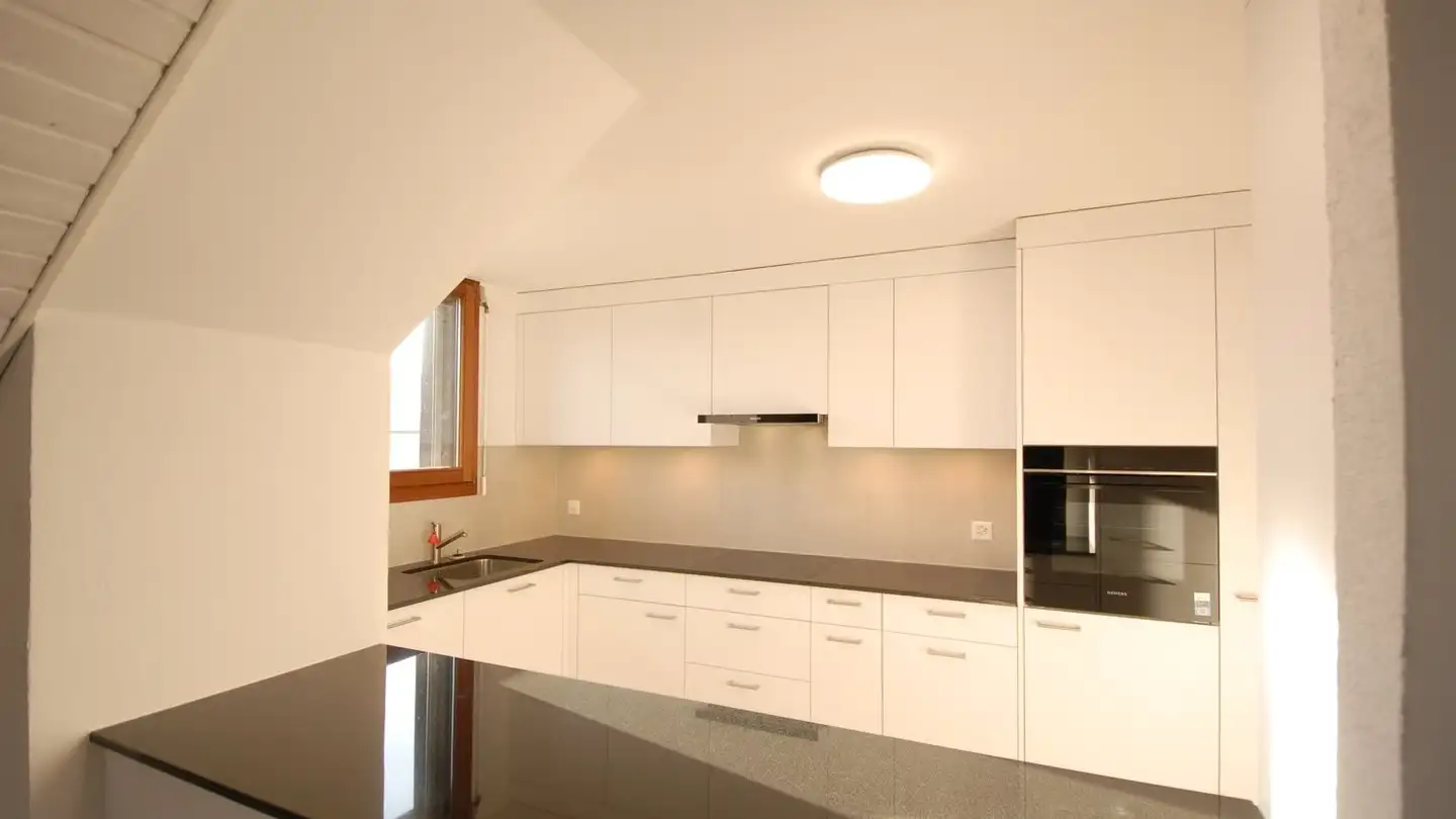 Attique à louer - Krummenrainweg 13, 4153 Reinach BL - Photo 3