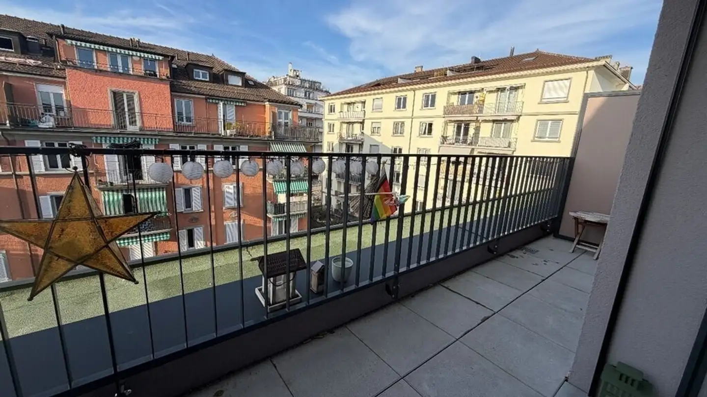 Apartment for rent - Chemin Des Rosiers, 1004 Lausanne - Photo 4