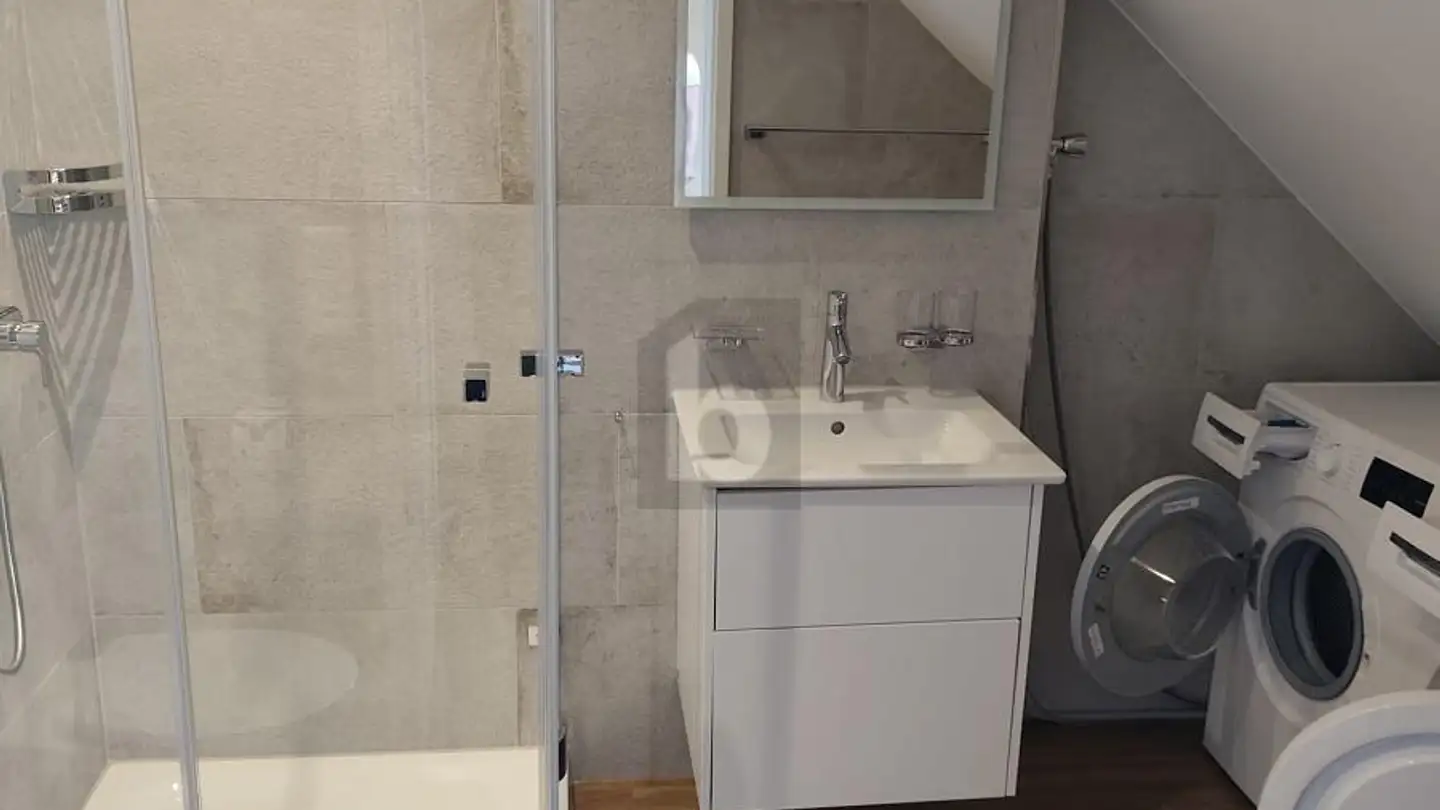 Dachgeschosswohnung mieten - 8640 Rapperswil SG - Foto 4