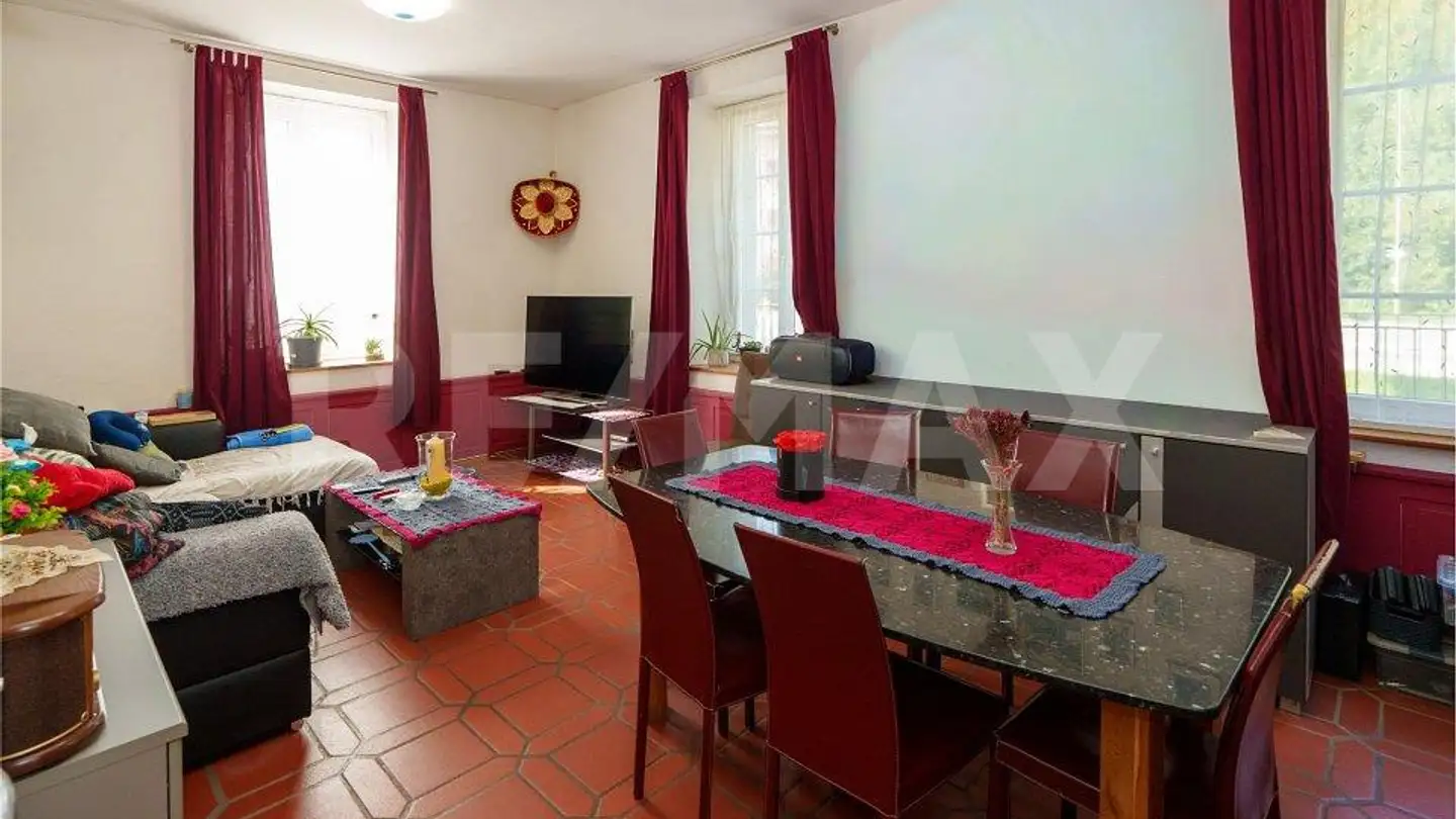 Edificio residenziale in vendita - Zürichstrasse 25, 8607 Aathal-Seegräben - Foto 3