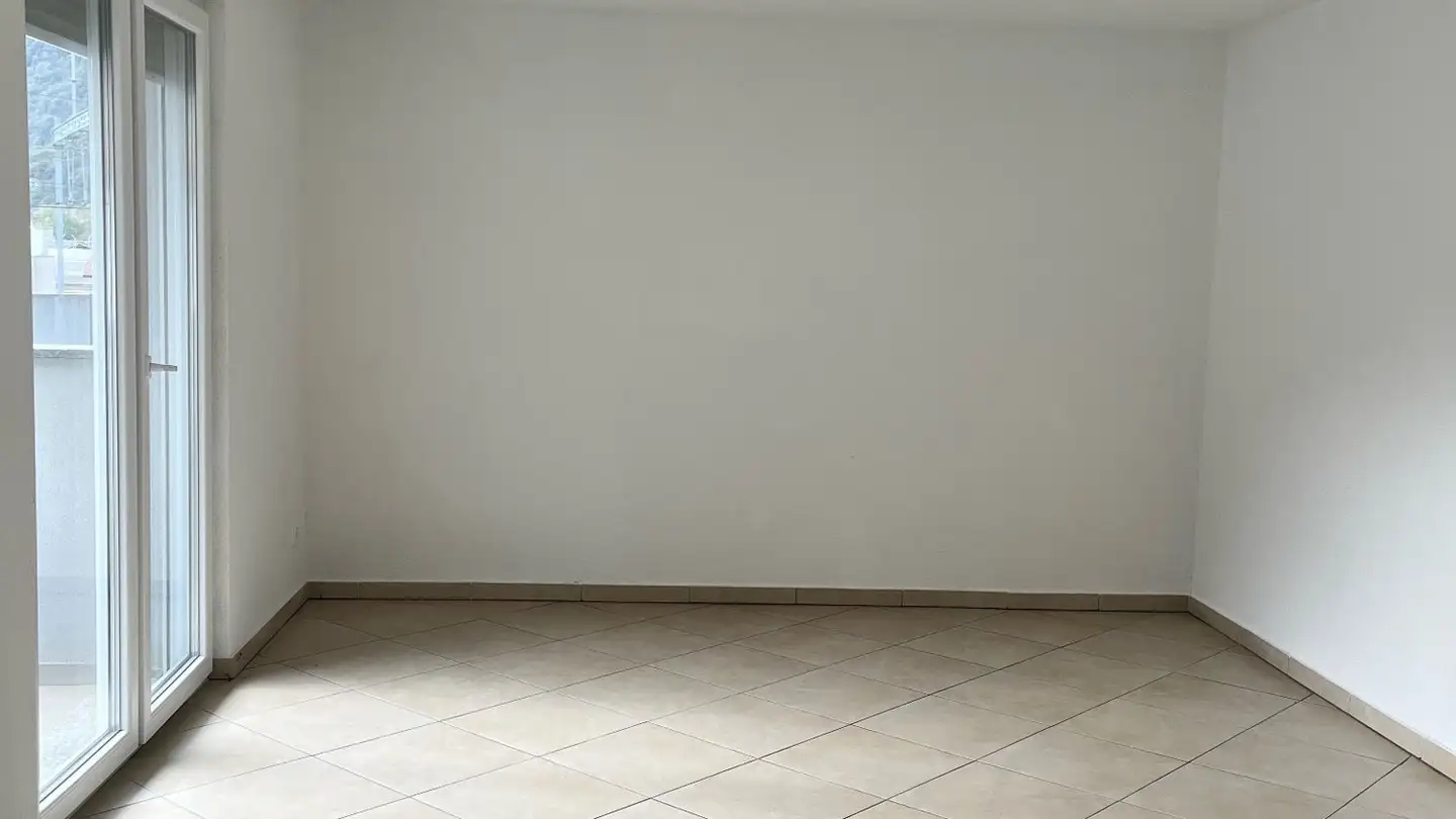 Apartment for rent - 6517 Arbedo - Photo 4