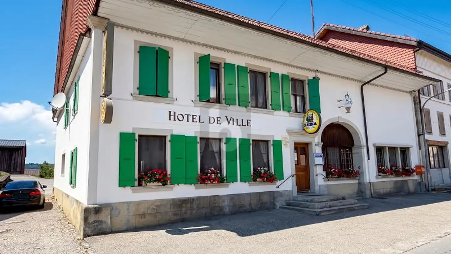 Mischgenutztes Gebäude kaufen - 1535 Combremont-le-Grand